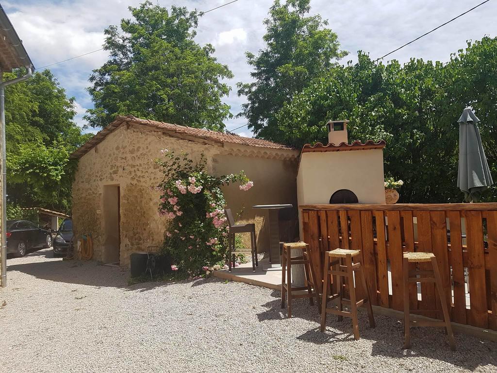 Villa La Magnanerie Niozelles Exterior foto